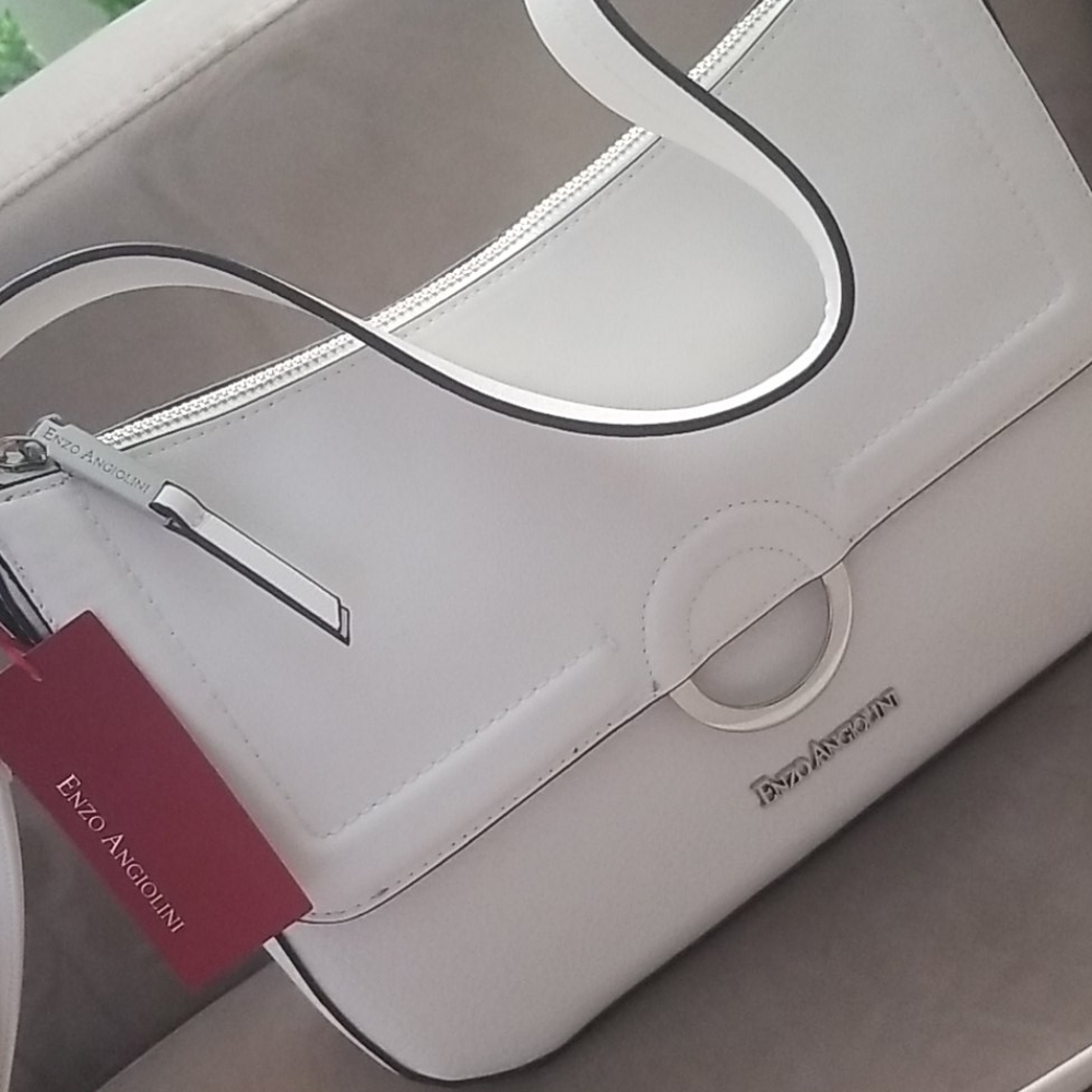 Hand bag